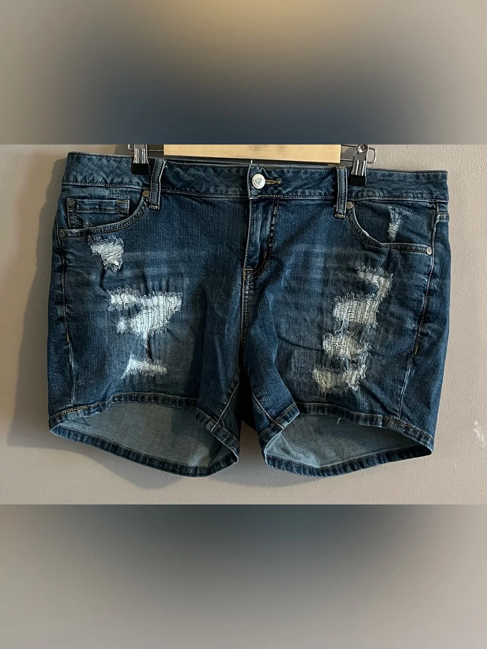 $10💙Bundled Torrid Denim Shorts
